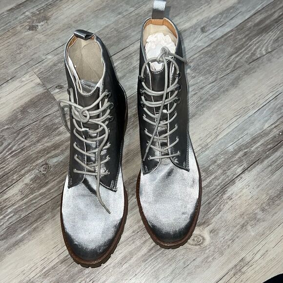 Qupid boots - Picture 2 of 3